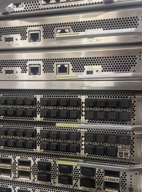 CE12804数据中心交换机  配置如下: