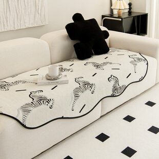 通用防滑不规则高端坐垫子加厚沙发套罩小异形马轻奢驹沙发垫子