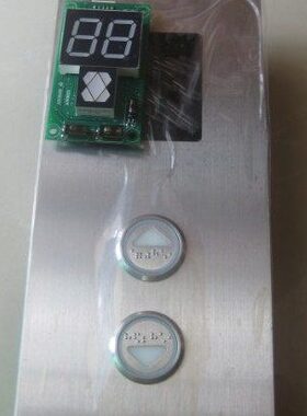 7+  盒码 外呼全新人段显示通力 原装电梯配件板巨