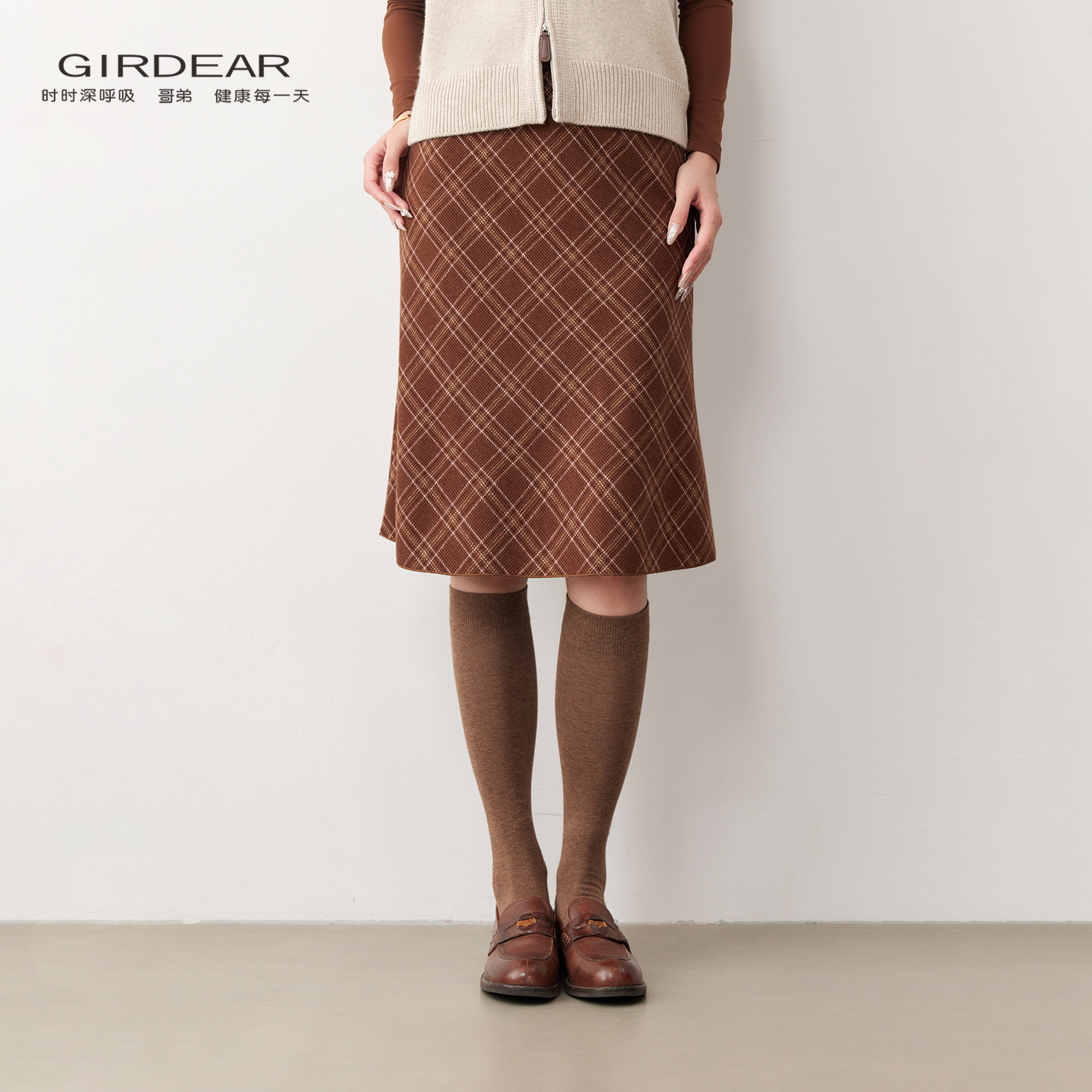 Girdear/哥弟复古格纹毛呢半身裙中长款A字裙学院风直筒裙120088