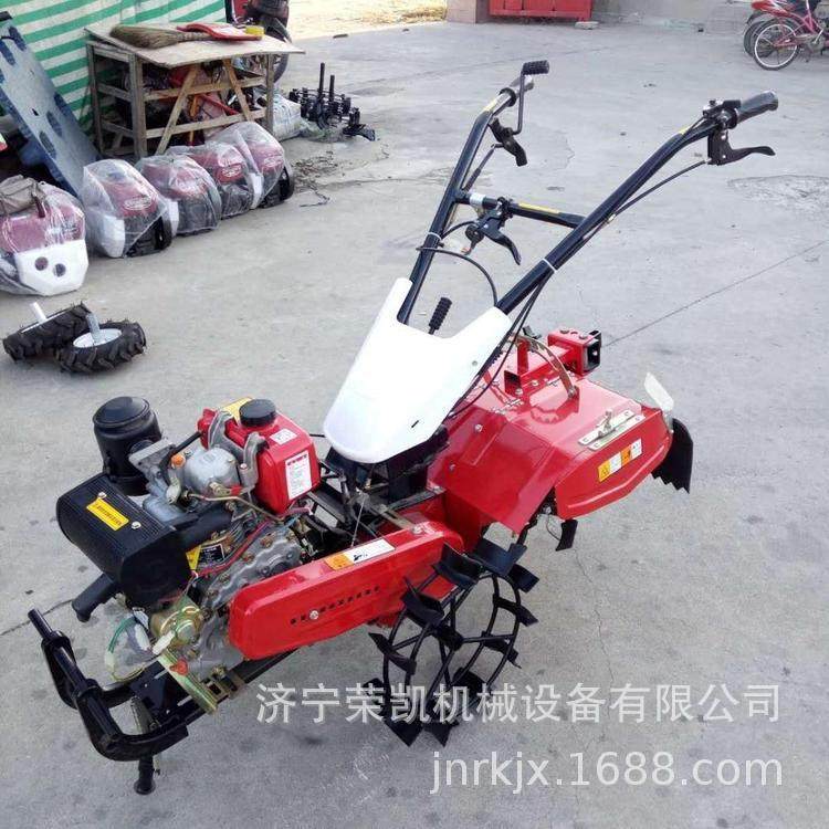 13马力风冷柴油微耕机四驱后旋开沟犁地机甘肃多用途手扶旋耕机