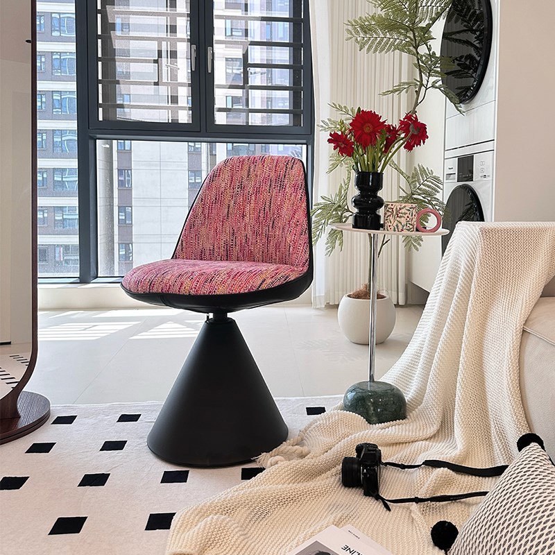 卧室轻奢高级f感旋转化妆椅北欧化妆凳女生梳妆台椅子家用梳妆凳