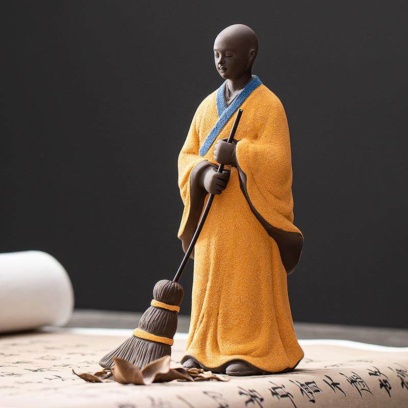 创意陶瓷小和尚扫地僧人物摆件中式家居客厅茶桌书房禅意装饰摆设