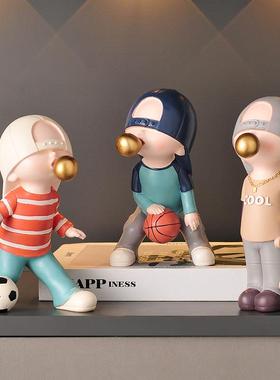 客厅玄关篮球足球滑板小男孩人物摆件家居装饰品儿童房间书柜礼物