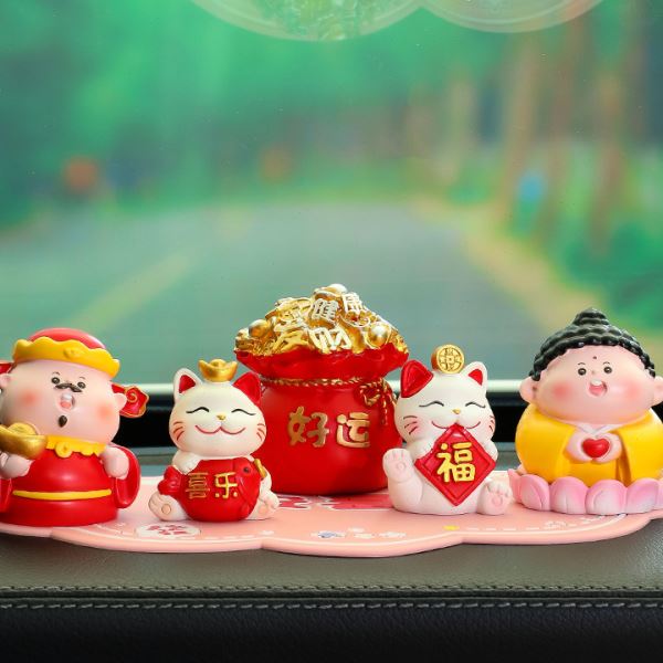 福气小财神汽车摆件车载装饰品招财猫财神爷车内中控台摆饰车饰品