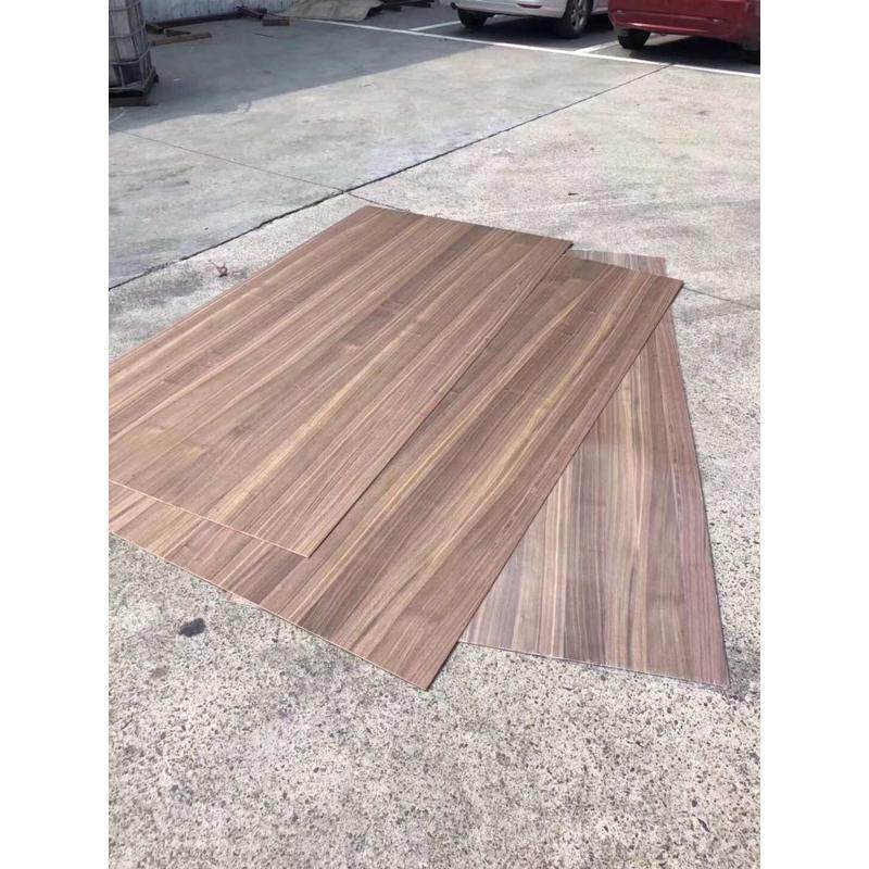 胡桃木饰面板免漆饰面板uv涂装板实木木皮装饰板材全屋定制家具板