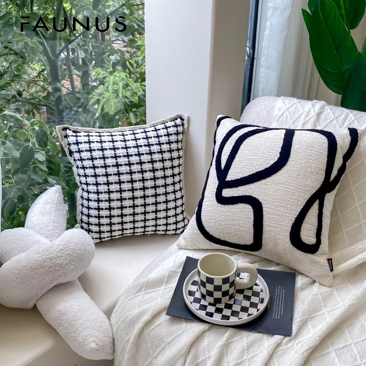 1轻奢黑金抽象日式线条刺绣抱枕样板间沙发靠垫飘窗艺术枕套靠背