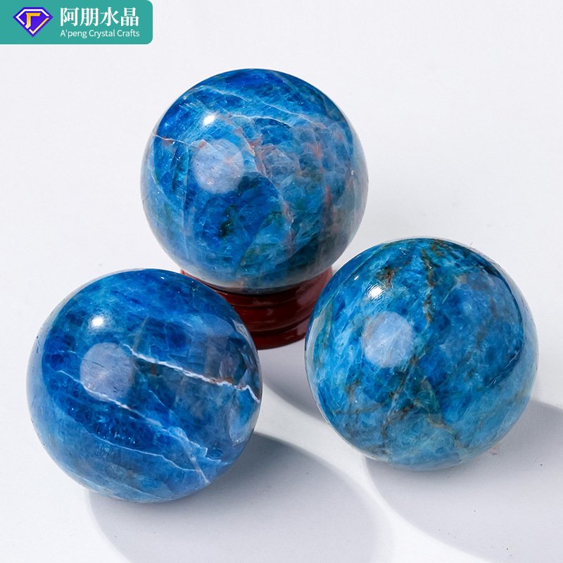 天然水晶原石蓝色磷灰球手工抛光宝石工艺品家居摆件水晶原石