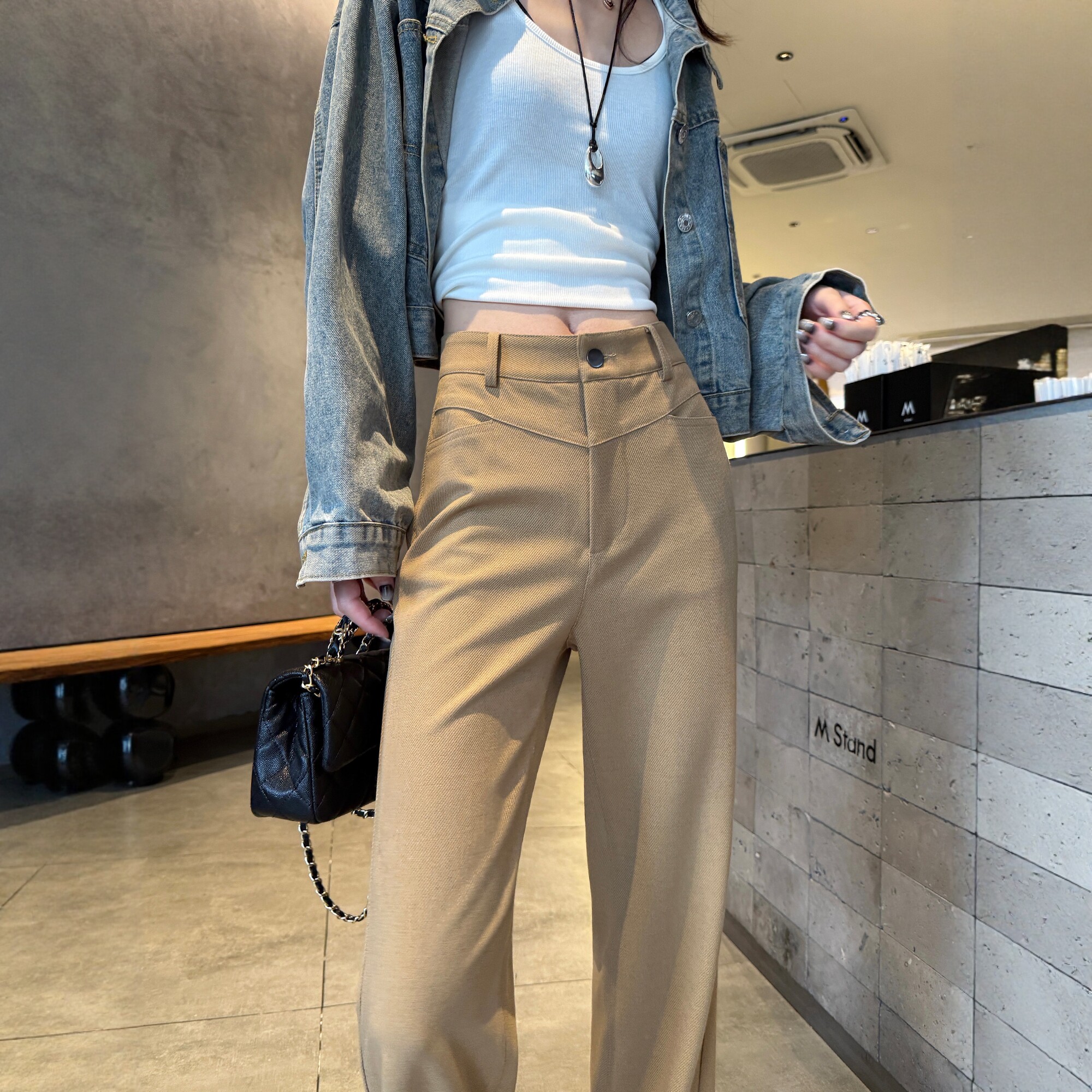 天丝醋酸羊毛西装阔腿裤子女2026秋垂坠感卡其色仿牛仔直筒微喇裤