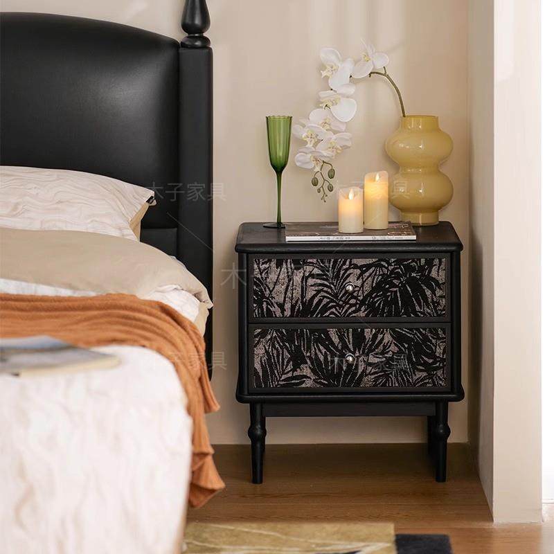 法式覆古实木保险箱床头柜小型黑色中古家用卧室轻奢高级感置物柜