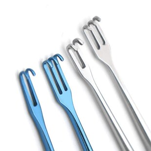 Titanium alloy eyelid lacrimal sac hook ophthalmic surgical