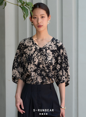 S-RUNBEAR时润贝而 V领真丝印花短袖上衣女设计感桑蚕丝宽松衬衫