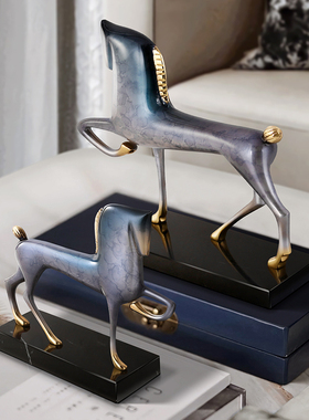 现代轻奢一马当先铜摆件客厅书房办F公室家居软装饰品乔迁开业礼