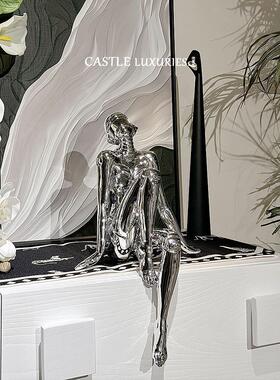 瓦碧趣空山基地机械女神高端饰品入口艺术雕塑客厅灯光豪华家装