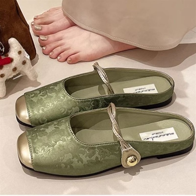 搭配旗袍的鞋子舒服不累脚的鞋子女士舒服凉鞋巨好看银色单鞋国风