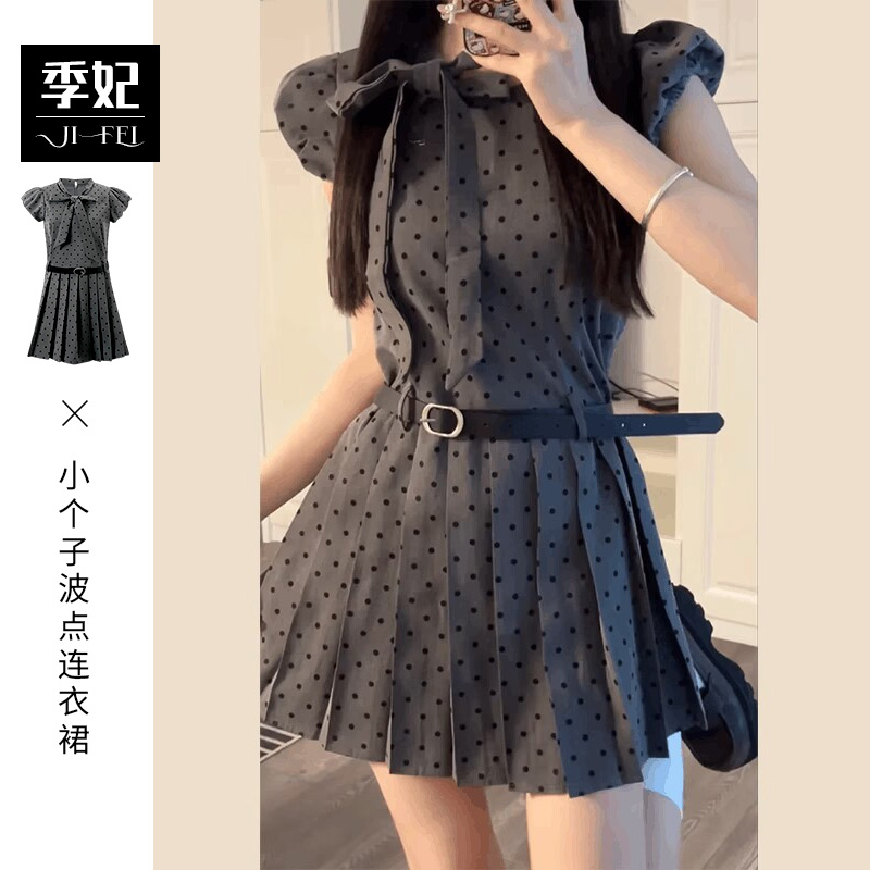 小个子灰色波点连衣裙子女装夏季2024新款设计感收腰a字百褶短裙