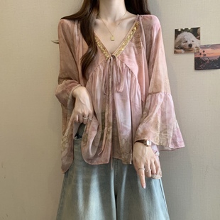 上衣女2025夏季 大码 亮片粉色蕾丝衫 新款 胖mm遮肚短袖 V领粉色衬衫