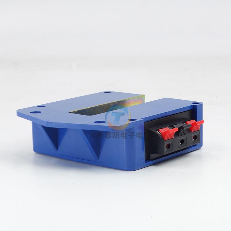 浙江沪工永磁感应器YG-1平层电梯门配件感应开关感应器继电器磁性