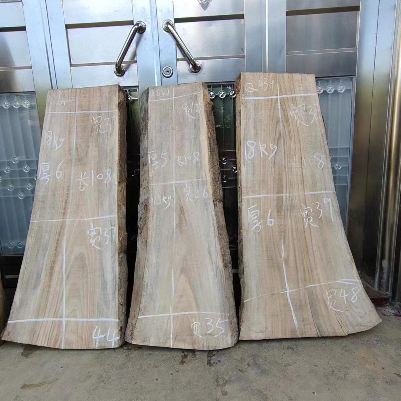 整木原木香樟木木板樟木原木木板原生态茶台木板自然边实木板定制