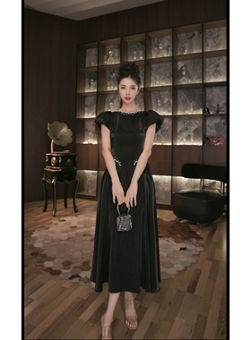 六爻定制 法式赫本风名媛显瘦优雅时尚连衣裙 45153