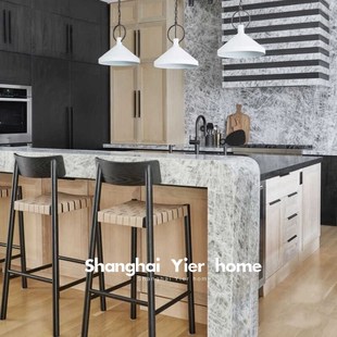 设计师创意实木吧台椅家用高脚凳咖啡厅奶茶店吧椅中古藤椅吧台椅