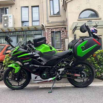 适用川崎Z400ninja400机车边箱侧箱川崎Z650后尾架保险杆挡泥板