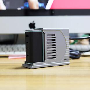 CUKTECH酷态科15号140W带风扇散热充电器底座桌面充电站