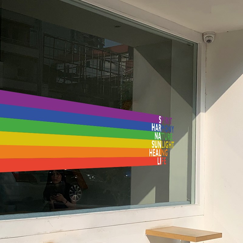 创意彩虹商场大橱窗腰线玻璃贴店铺防撞装饰布置墙贴画玻璃门贴纸
