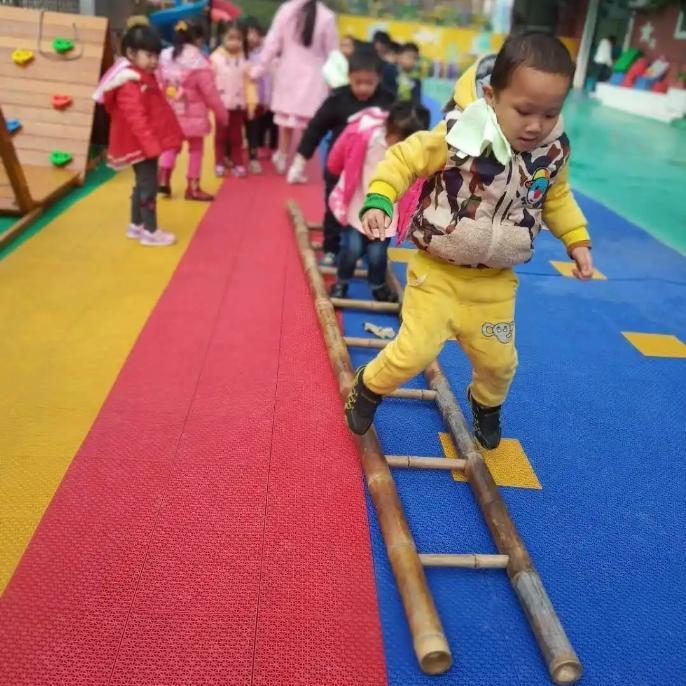 幼儿园攀爬梯子楼梯小竹梯户外攀爬游戏锻炼直梯家用人字梯3米2米