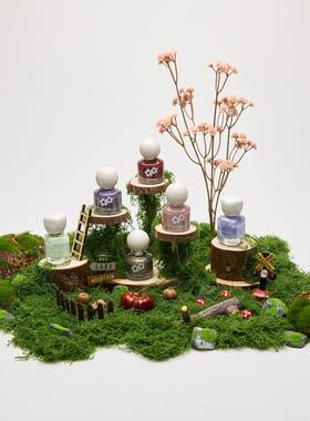 森系手办造景装饰摆件高级感盲盒展示架产品陈列收纳底座diy苔藓