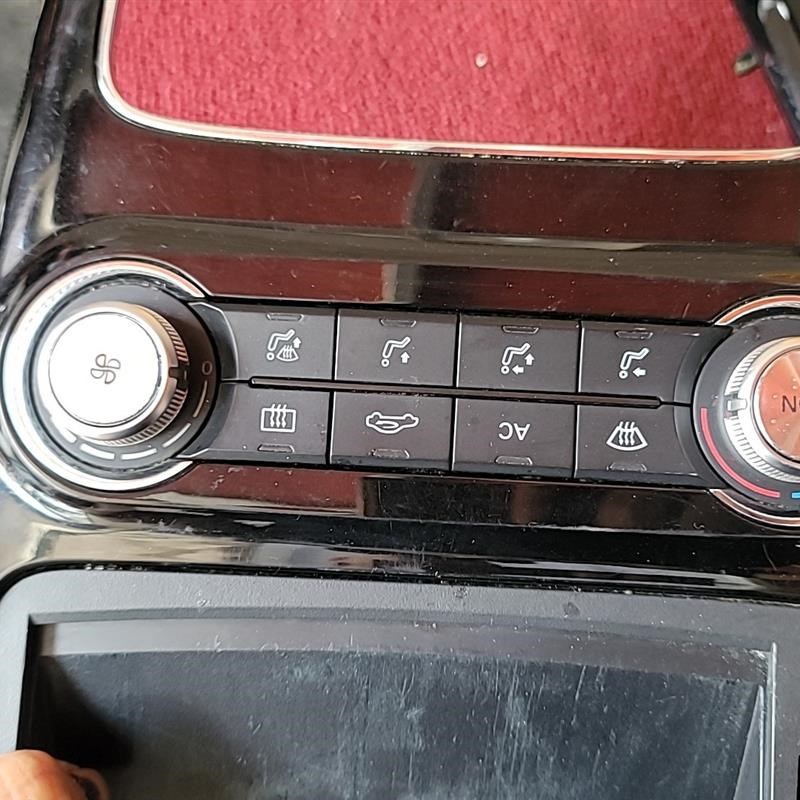 Ei5空a调控制面板空调控制旋钮空调调节开关总成,纯原厂拆