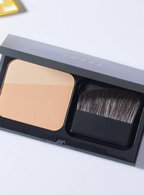 日本代购 Three 新版自然植物时间分段粉饼12g 粉芯+粉扑+粉盒