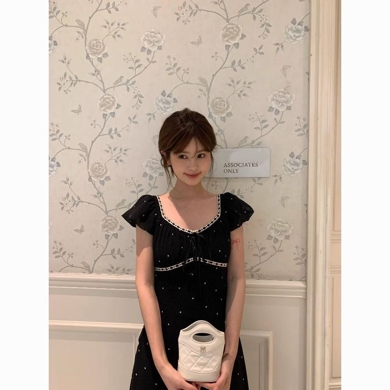 黑色波点法式方领连衣裙女夏新款韩版小个子中长款修身收腰显瘦裙