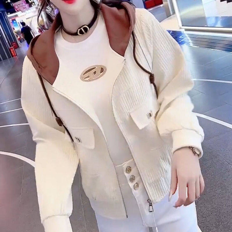 初春夹克连帽外套女士短款春秋2024年新款上衣小个子明线装饰