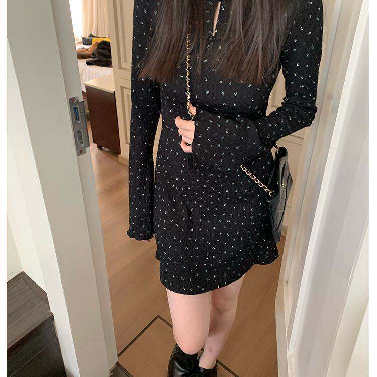 温婉秀气新中式碎花针织连衣裙女长袖2026年春季新款显瘦气质裙子