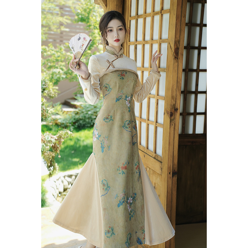 冬季加厚旗袍裙女2025年秋冬年轻款民国风复古优雅长袖鱼尾连衣裙
