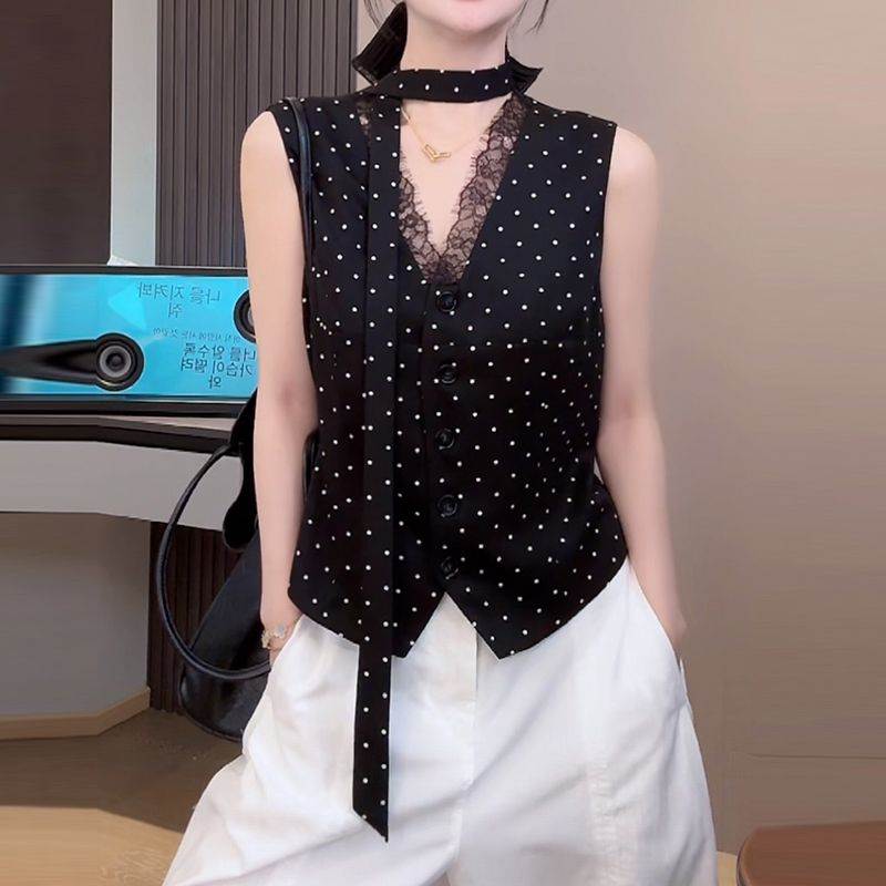 气质黑色蕾丝波点无袖马甲女2026新款夏季高级感显瘦小衫洋气上衣
