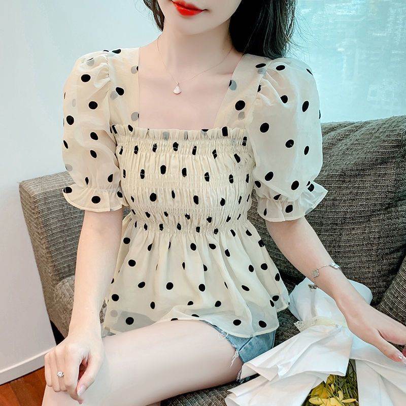 法式方领波点短袖上衣女夏季大码泡泡袖褶皱收腰显瘦遮肚子雪纺衫