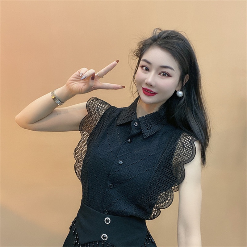 高级感法式小飞袖蕾丝上衣女夏季新款设计感小众荷叶边镂空衬衫女