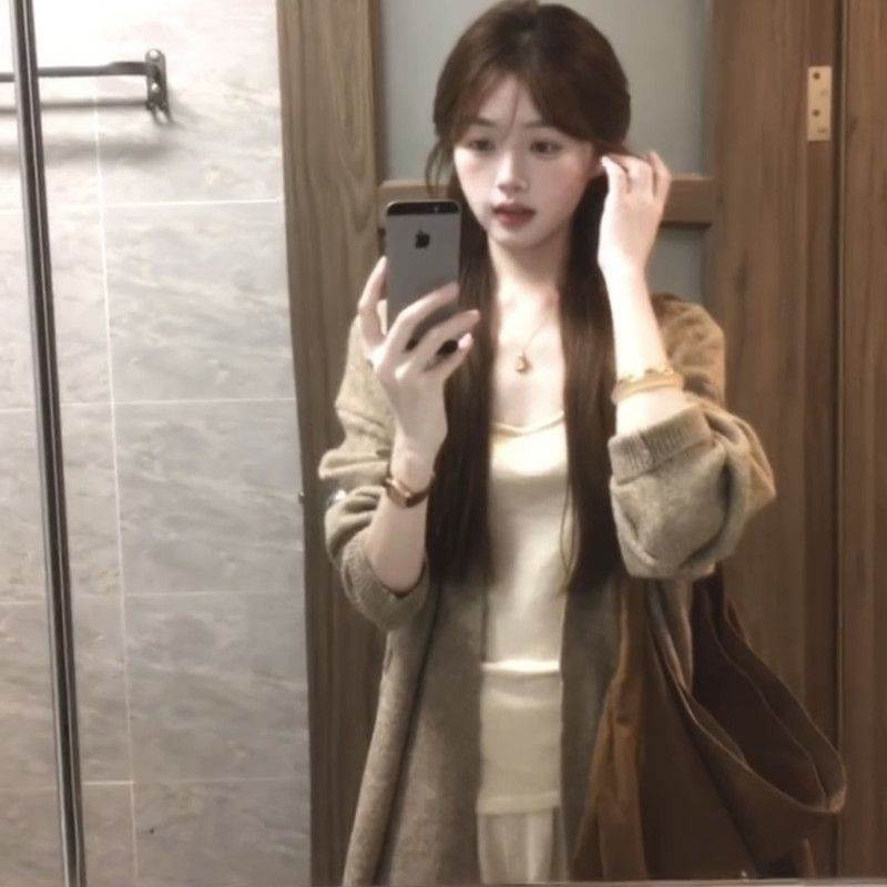 韩系氛围感燕麦色针织开衫女秋季宽松慵懒松弛感软糯毛衣外套