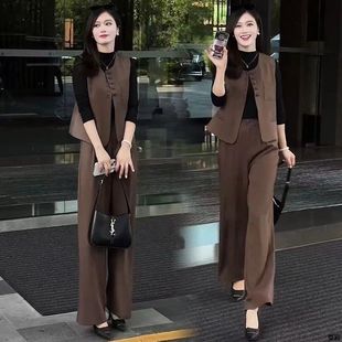 高级感时尚西装套装女士秋装无袖马甲修身打底衫直筒裤三件套