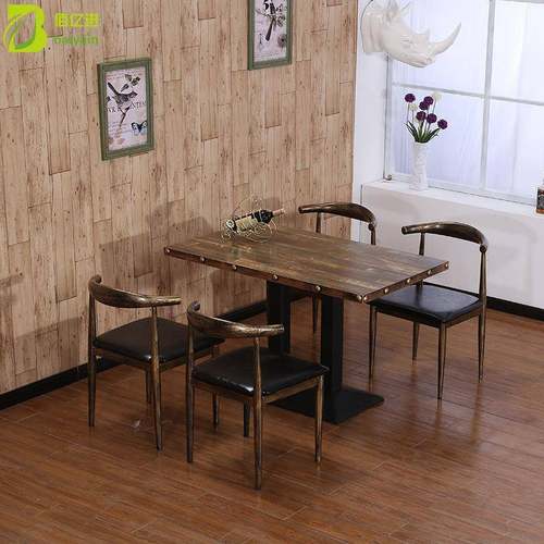 组合主题餐厅桌椅复古做旧个性咖啡厅桌椅组合奶茶店餐桌椅