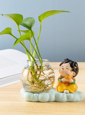 工位解压桌面摆件女生宅家治愈系小摆件家居水培植物摆件创意花瓶