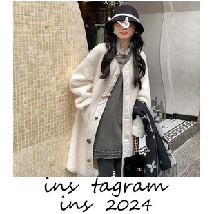 花栗鼠小姐 六便士的玫瑰 手工花朵打底+花边吊带裙秋冬内搭套装