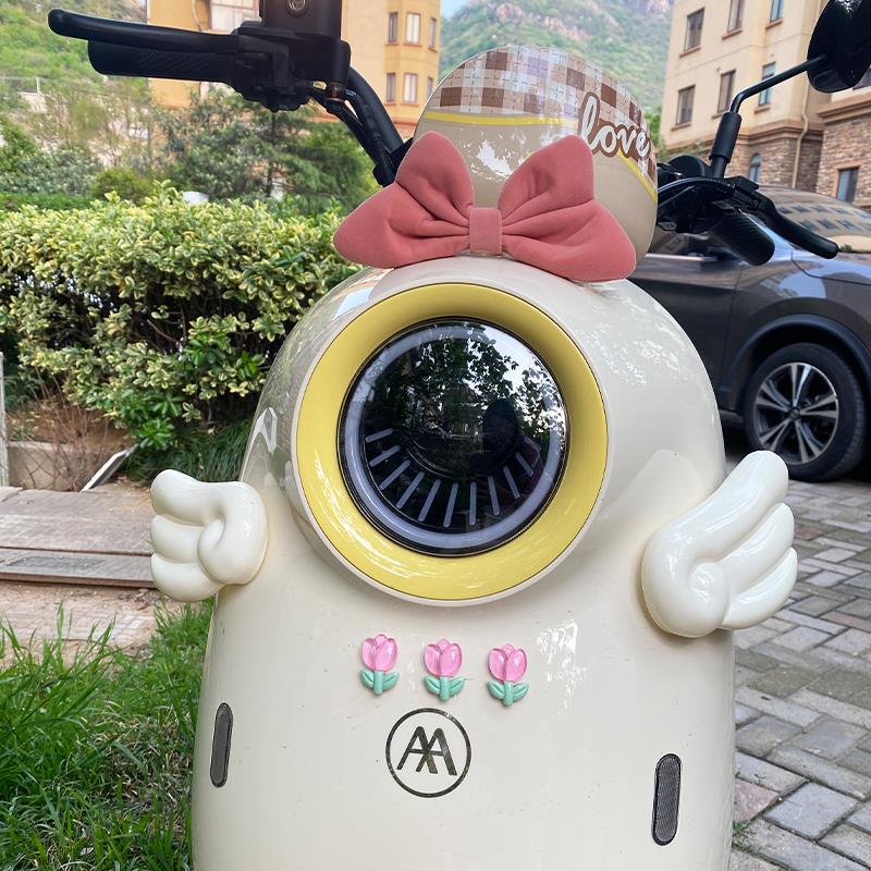 艾玛爱奇电动汽车装饰小工具翅膀弓配件阳光月亮电池汽车贴纸改造