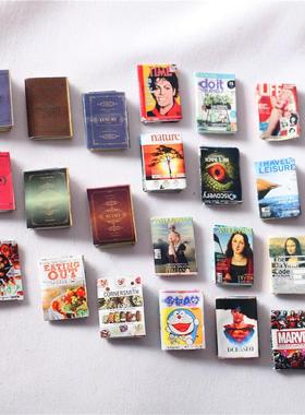 Dollhouse娃娃屋袖珍翻页书配件书本模型BJD场景拍摄道具漫画书