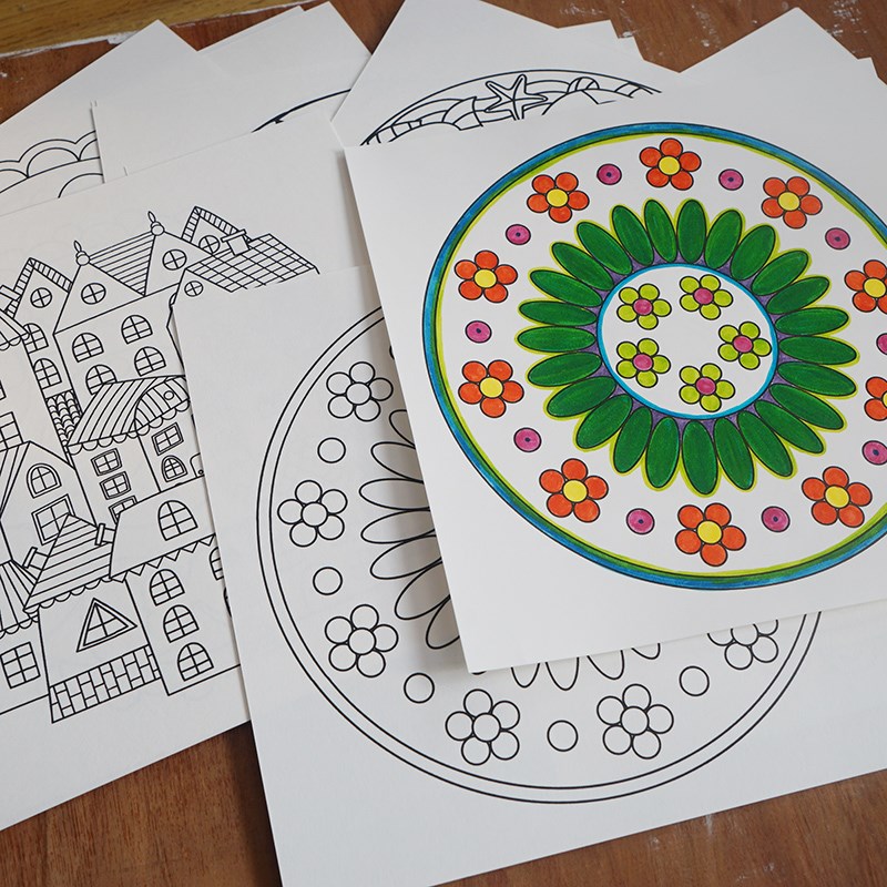 儿童涂色卡小学生涂色书涂鸦填色绘本专注力图画简单绘画册套装