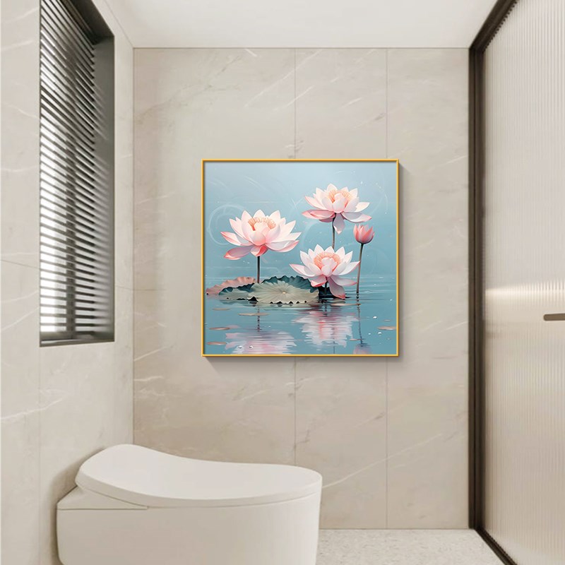 新款卫生间装饰画现代简约防水浴室墙挂画洗手间荷花净秽图免打孔图片