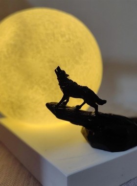 狼摆件狼摆件招财领头狼摆件客厅办公室茶桌装饰家工艺品手工微缩