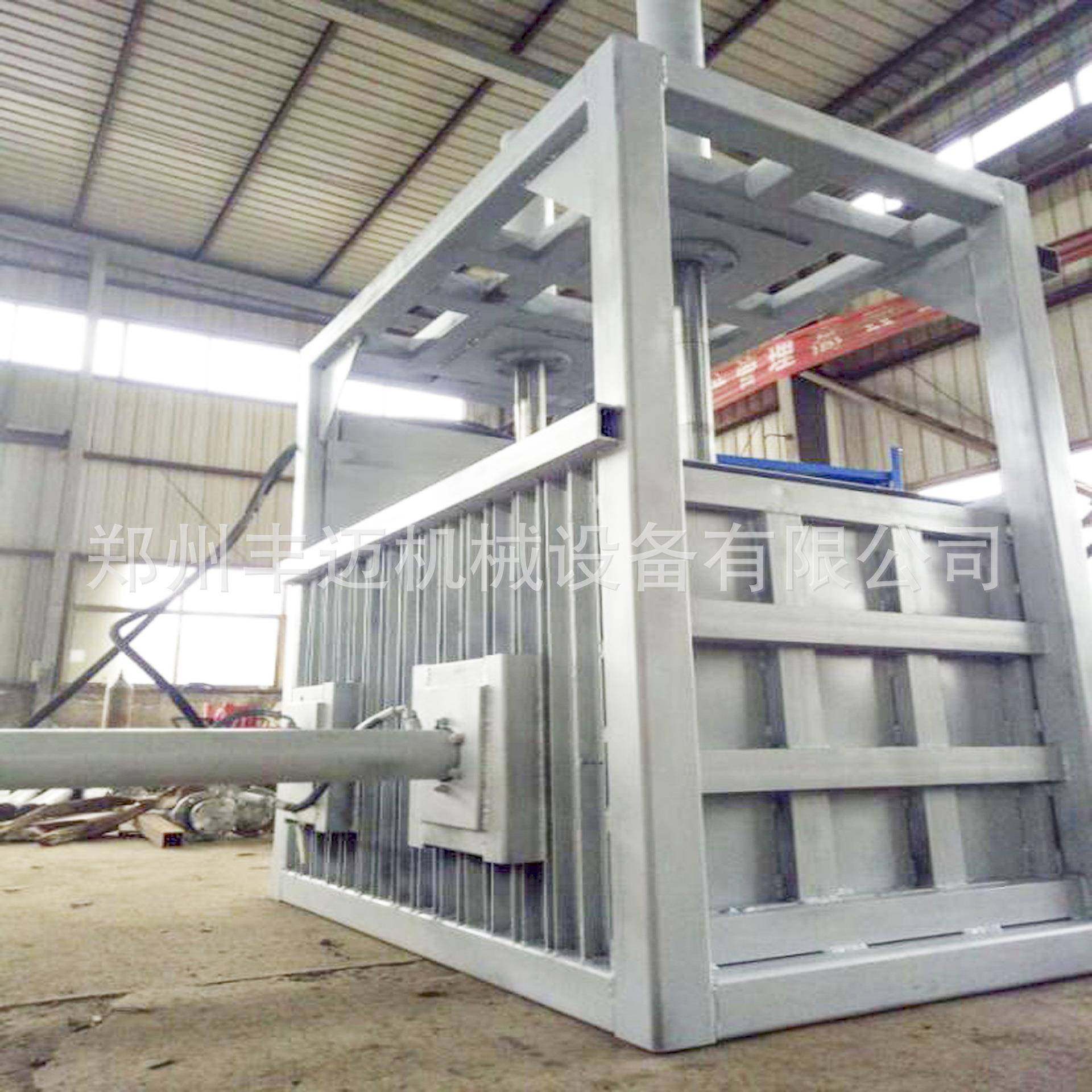 废旧塑料打捆机经济实用立式液压衣服打包机四开门大棚膜打包机